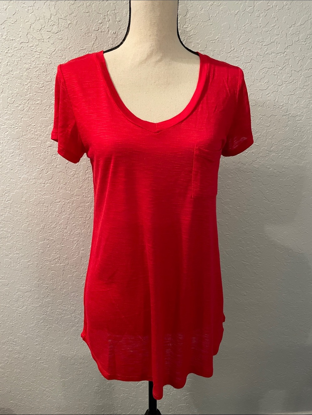 Bozzolo Bright Red Scoop Neck Short Sleeve Tee